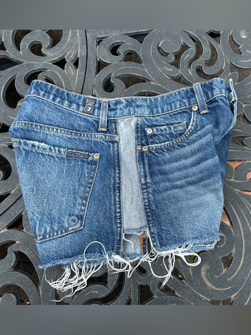 7 for all mankind jean shorts size 25 - Picture 5 of 8